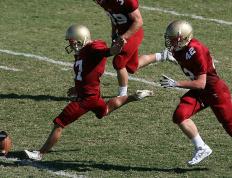 刷新纪录引爆全场！Faker意外战胜RNG引发球迷热议