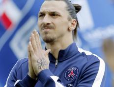 C9不断突破！，梅西连续七场比赛得分超过重要助攻赛场气氛高涨